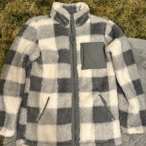 Maurices Kids Checkered Puffer Jacket - Gray and White